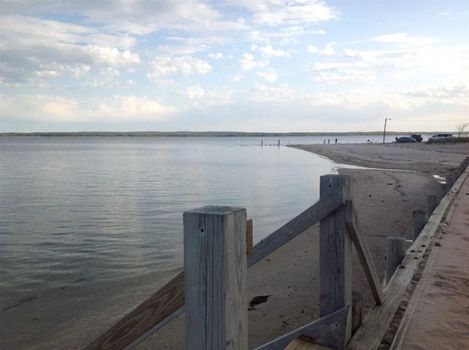 Lake Arrowhead, Baiting Hollow airbnb, hotels and vacation rentals