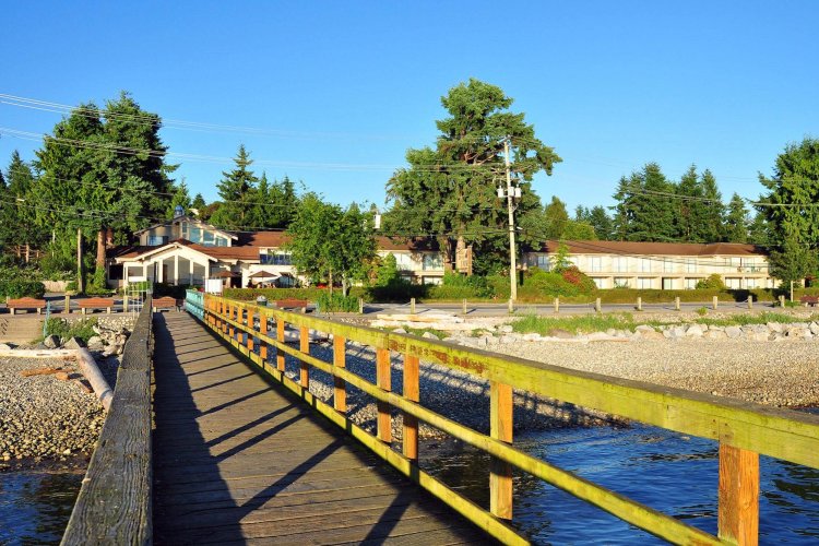 The Oceanside, A Coast Hotel - Sunshine Coast Regional District, BC, Canada
