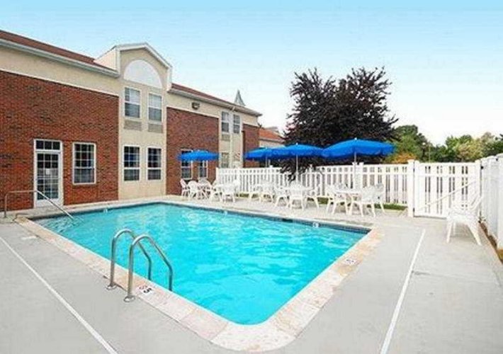 Mystic River Hotel & Suites - Westerly