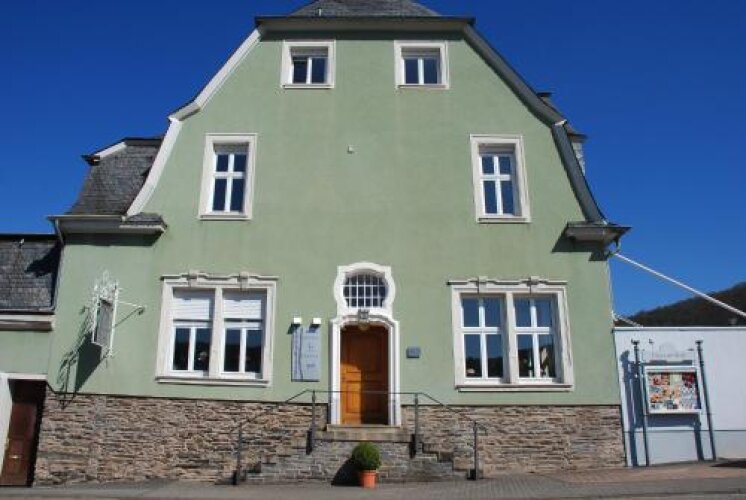 Weingut Clüsserath-weiler Gästehaus - Trittenheim