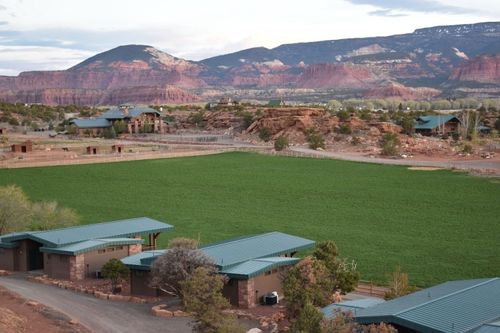 Torrey, UT Vacation rentals & Airbnb cozycozy
