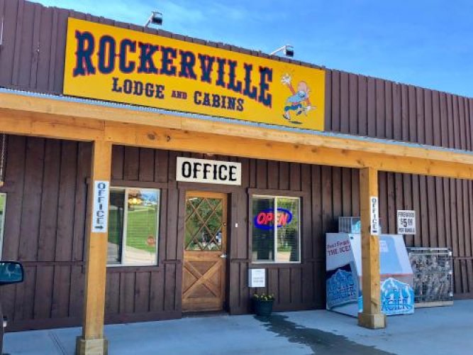 Rockerville Lodge & Cabins - Old MacDonald's Farm, Rapid City