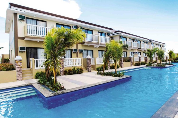 Aquamira Resort & Residence - Naic