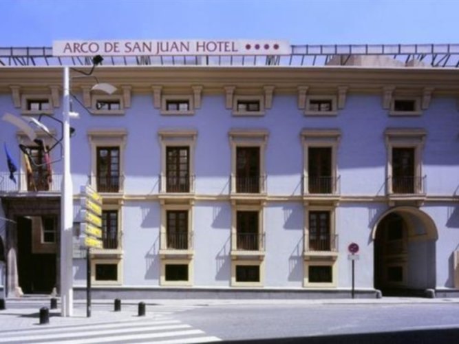 Hotel Arco De San Juan - Monteagudo
