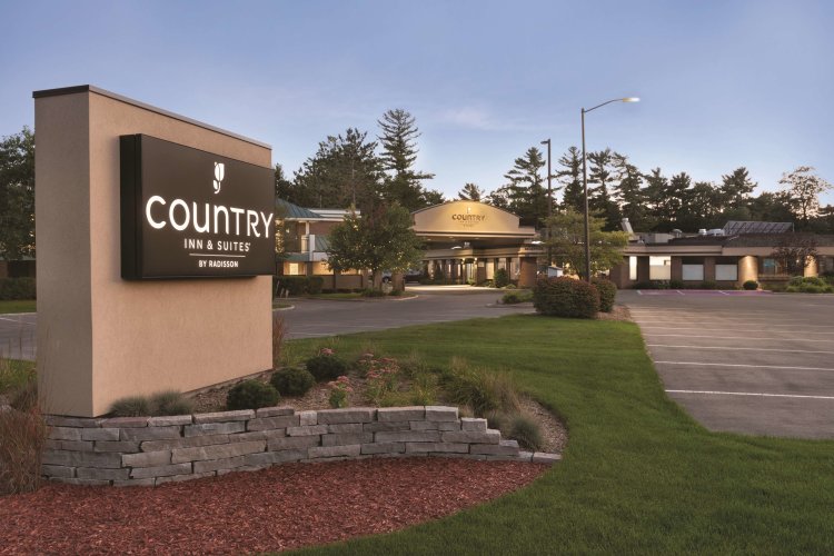 Country Inn & Suites By Radisson, Traverse City, Mi - Traverse City, MI