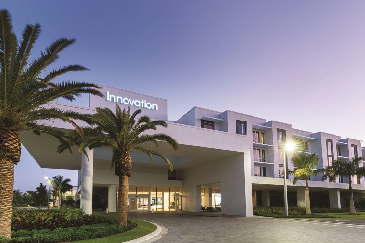 Innovation Hotel - Bonita Springs, FL
