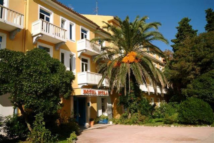 Hotel Istra - Rab