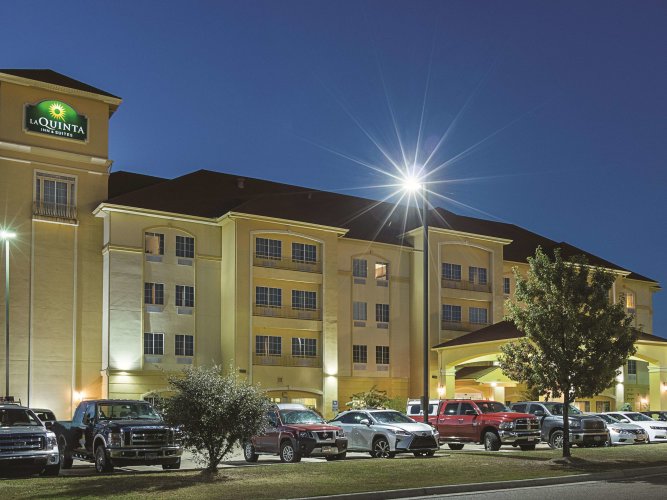 La Quinta Inn & Suites By Wyndham Mt. Pleasant - Mount Pleasant, TX