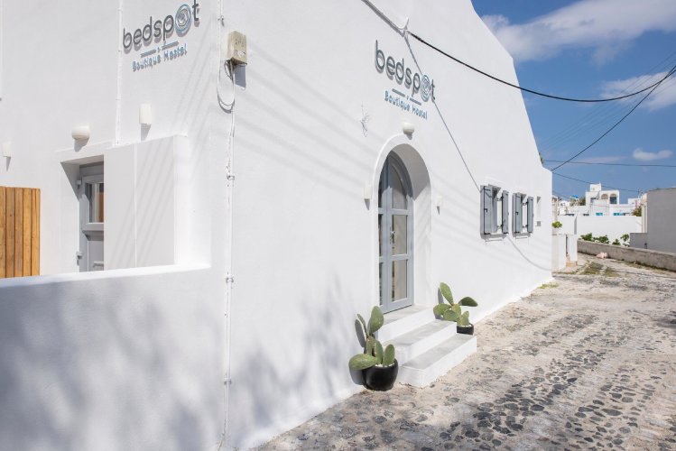 Bedspot Hostel - Santorini
