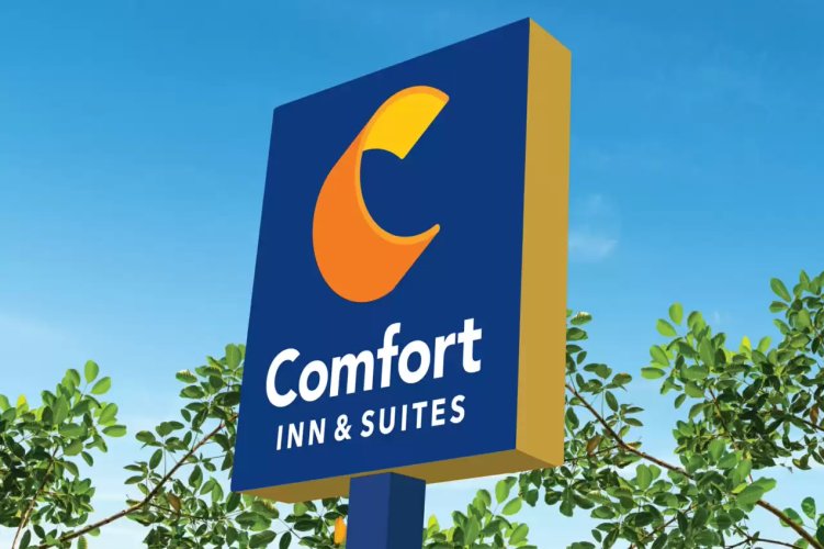 Comfort Inn & Suites - Highland Recreation Area, White Lake