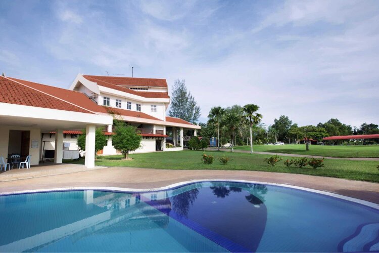 Kuala Terengganu Golf Resort By Ancasa Hotels Reso - Marang