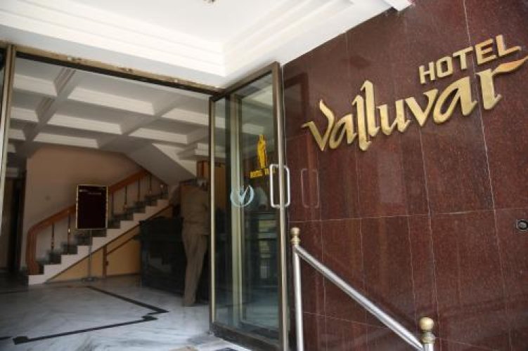 Hotel Valluvar - Karur