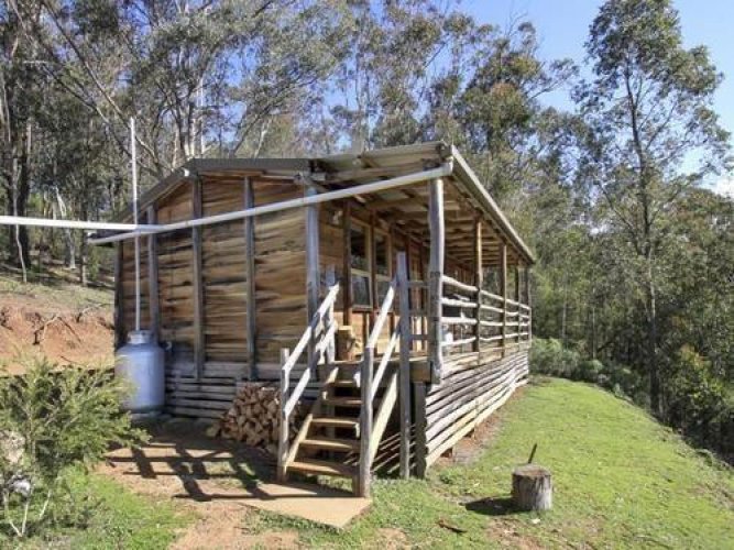 Wombat Valley Wild Country Cabins - Briagolong