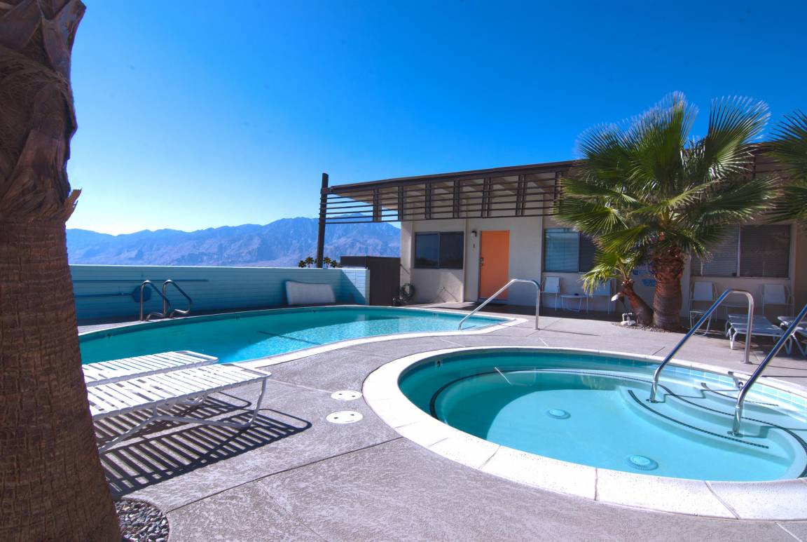 51 M² Resort ∙ 1 Bedroom ∙ 3 Guests - Desert Hot Springs, CA