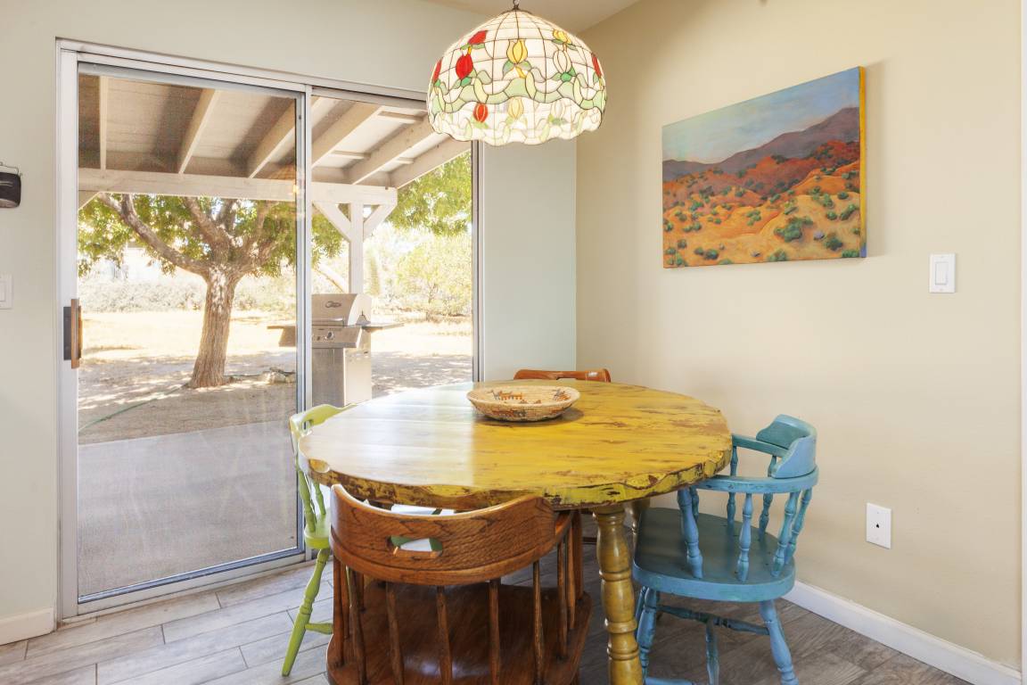 House ∙ 2 Bedrooms ∙ 4 Guests - Yucca Valley, CA