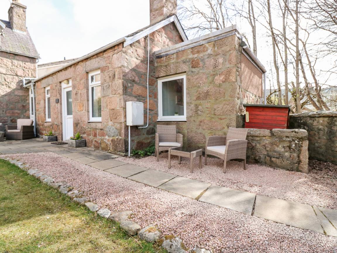 90 M² Cottage ∙ 1 Bedroom ∙ 2 Guests - Ballater