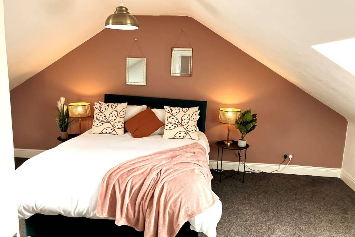 95 M² House ∙ 2 Bedrooms ∙ 5 Guests - Sunderland
