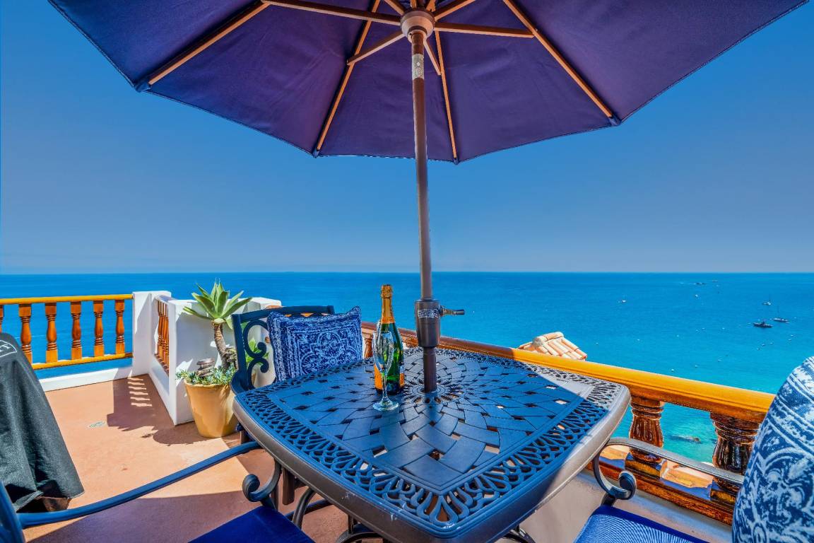 139 M² Villa ∙ 2 Bedrooms ∙ 6 Guests - Santa Catalina Island, CA