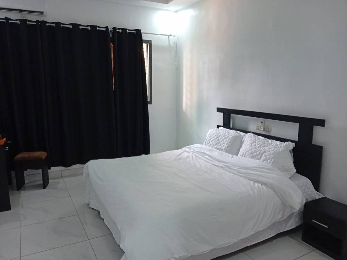 95 M² Apartment ∙ 2 Bedrooms ∙ 4 Guests - Côte d'Ivoire