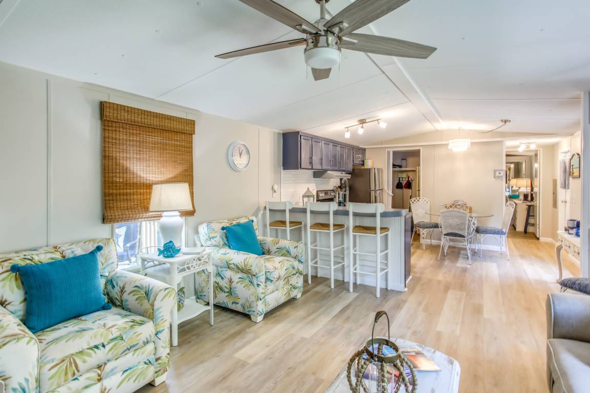 102 M² House ∙ 2 Bedrooms ∙ 5 Guests - Surf City, NC