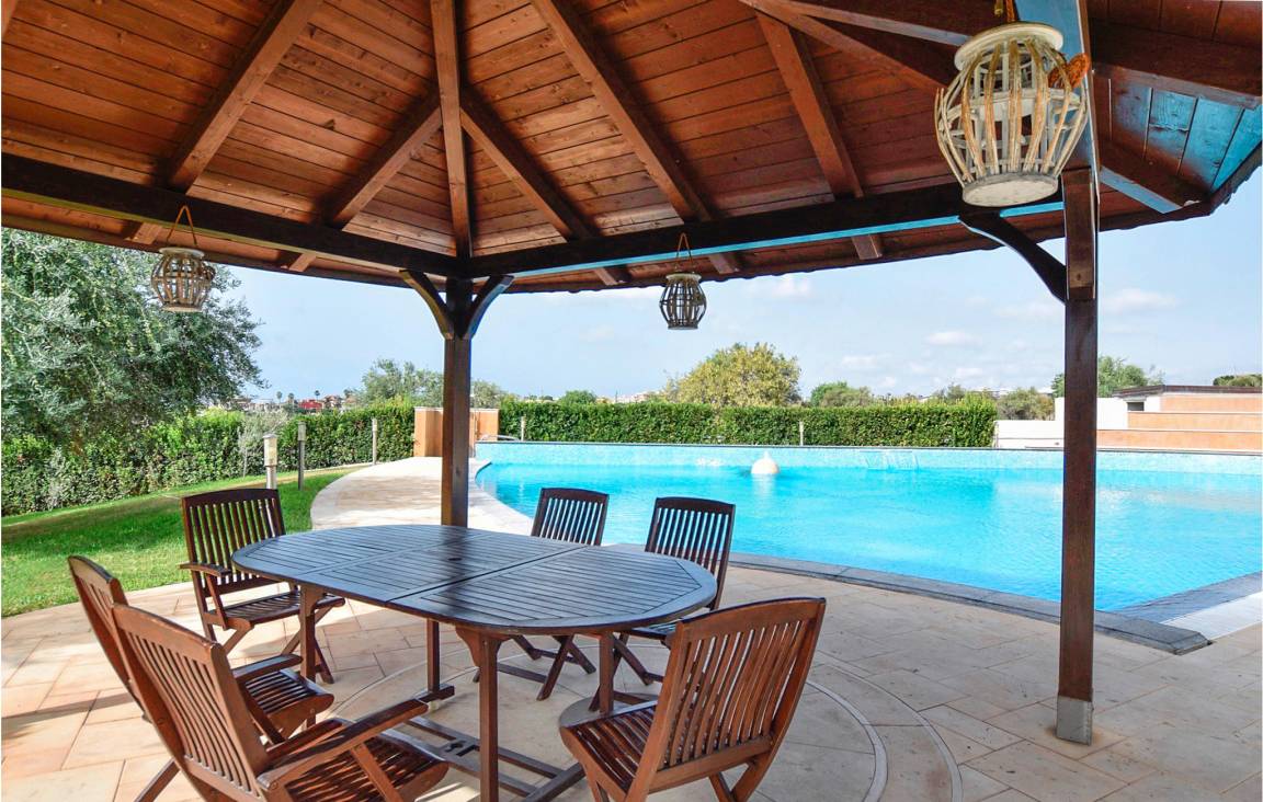 65 M² House ∙ 2 Bedrooms ∙ 5 Guests - Pozzallo