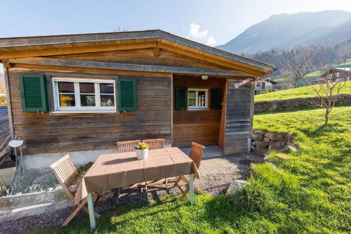 32 M² Ferienwohnung ∙ 1 Schlafzimmer ∙ 6 Gäste - Kanton Obwalden