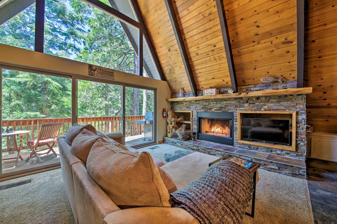 167 M² House ∙ 3 Bedrooms ∙ 8 Guests - Lake Arrowhead, CA