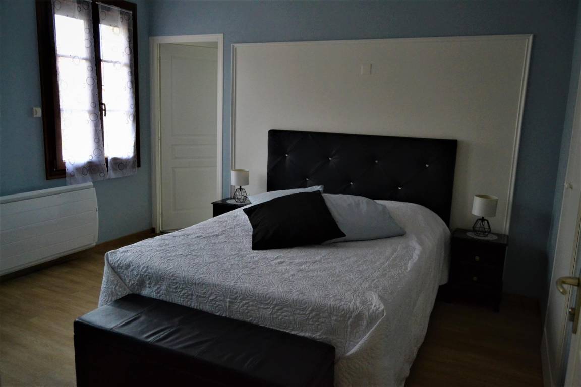 Hotel ∙ Double Room, Shower - Yonne