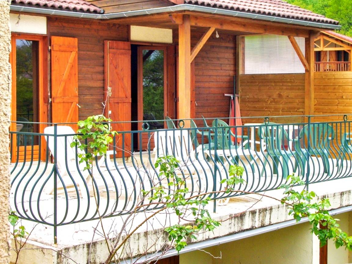 40 M² Chalet ∙ 3 Chambres ∙ 6 Personnes - Cantal
