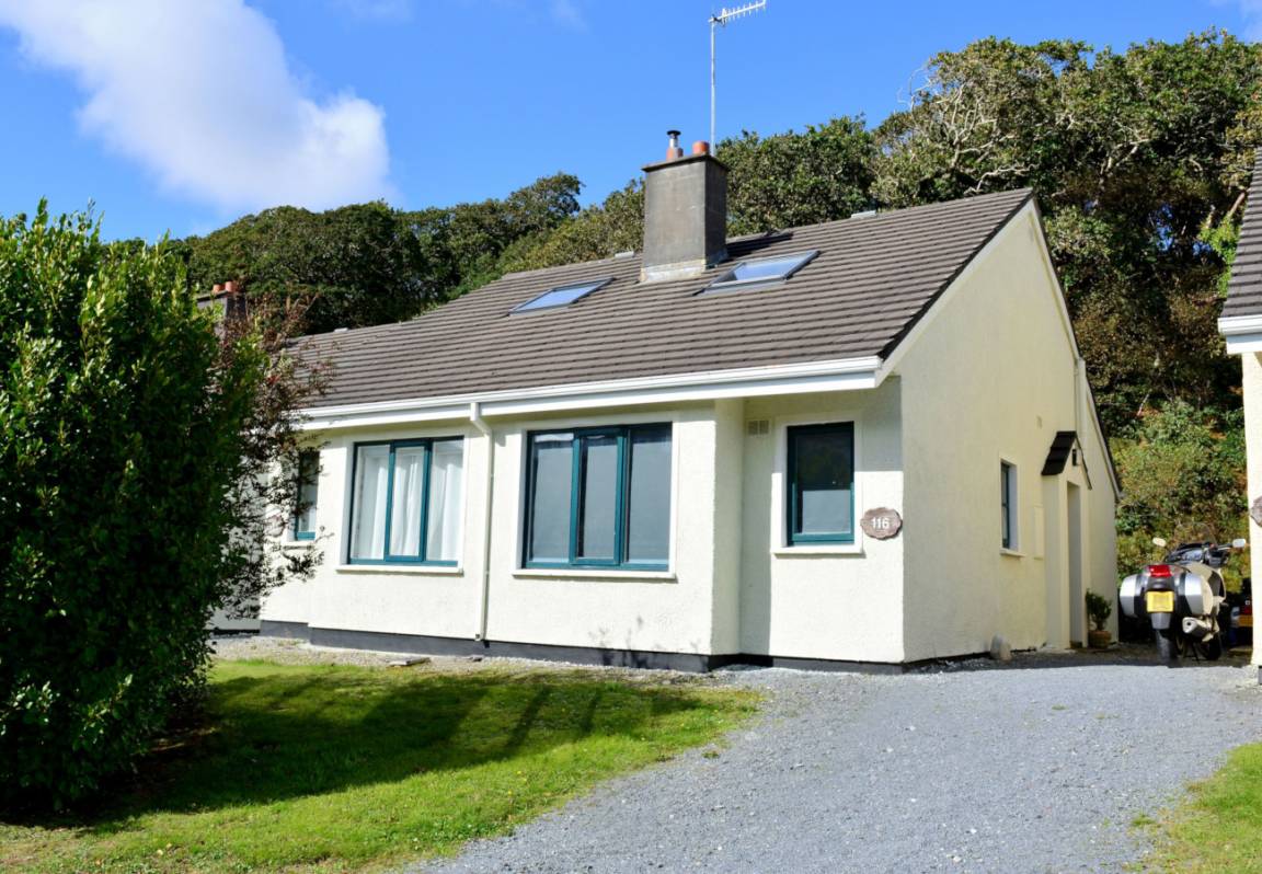 85 M² Cottage ∙ 2 Bedrooms ∙ 4 Guests - Mayo