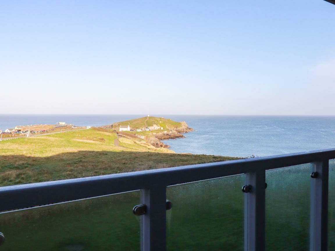 130 M² Cottage ∙ 3 Bedrooms ∙ 6 Guests - Newquay