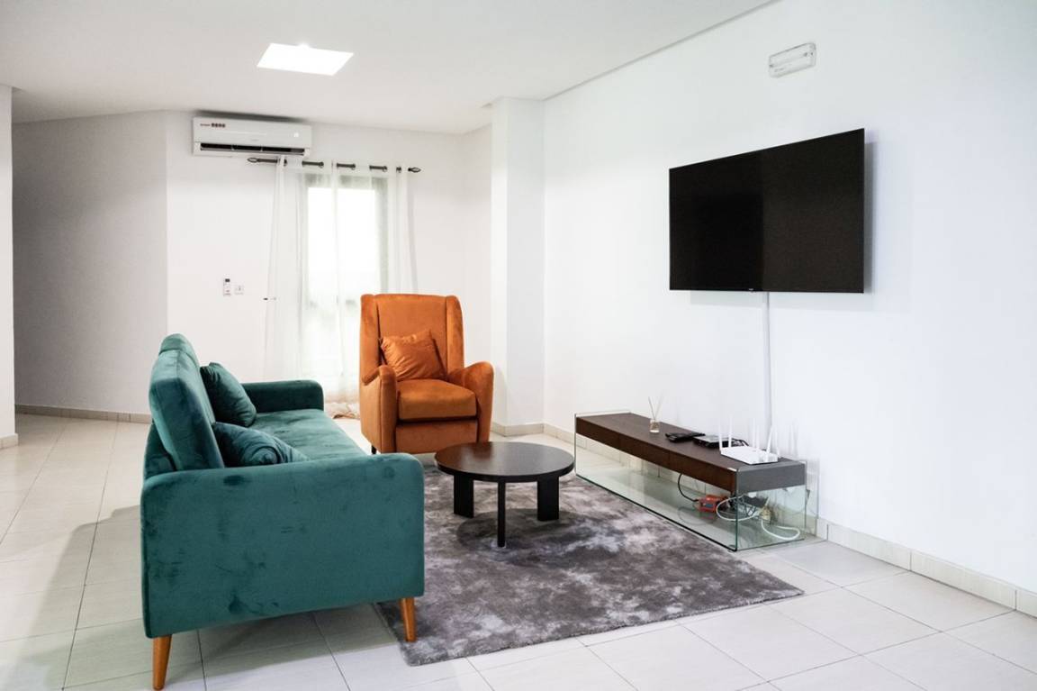 500 M² Apartment ∙ 2 Bedrooms ∙ 4 Guests - Côte d'Ivoire