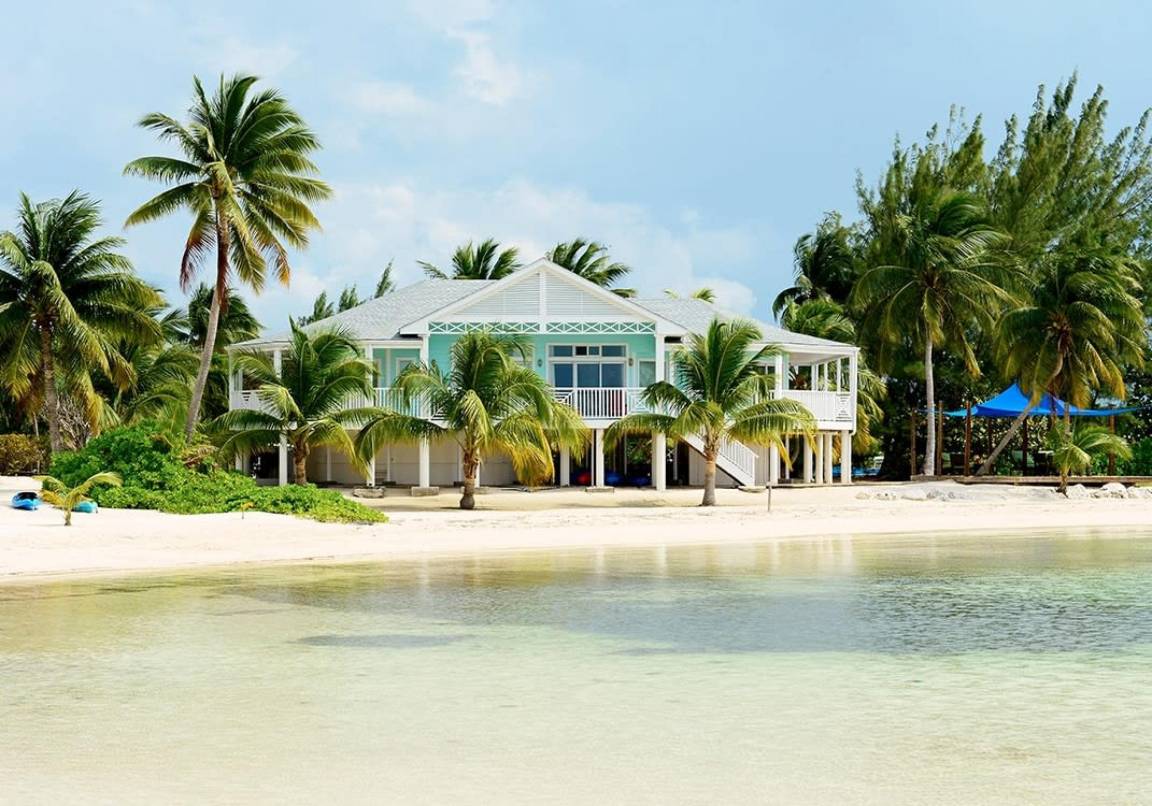 House ∙ 3 Bedrooms ∙ 8 Guests - Cayman Islands
