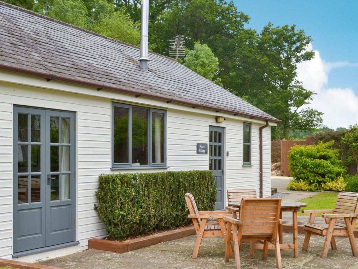 Cottage ∙ 2 Bedrooms ∙ 4 Guests - Bovey Tracey