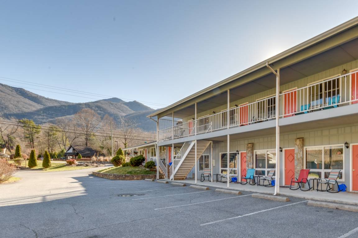 52 M² Apartment ∙ 3 Guests - Maggie Valley, NC