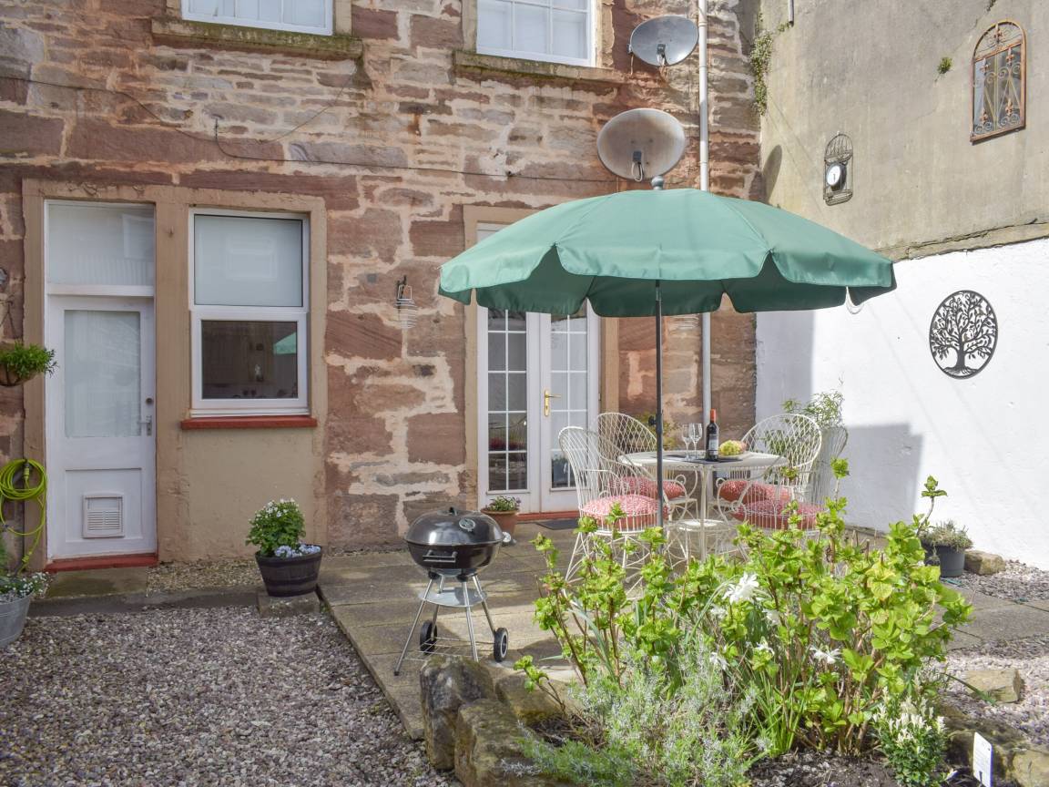 Cottage ∙ 2 Bedrooms ∙ 4 Guests - Ayr