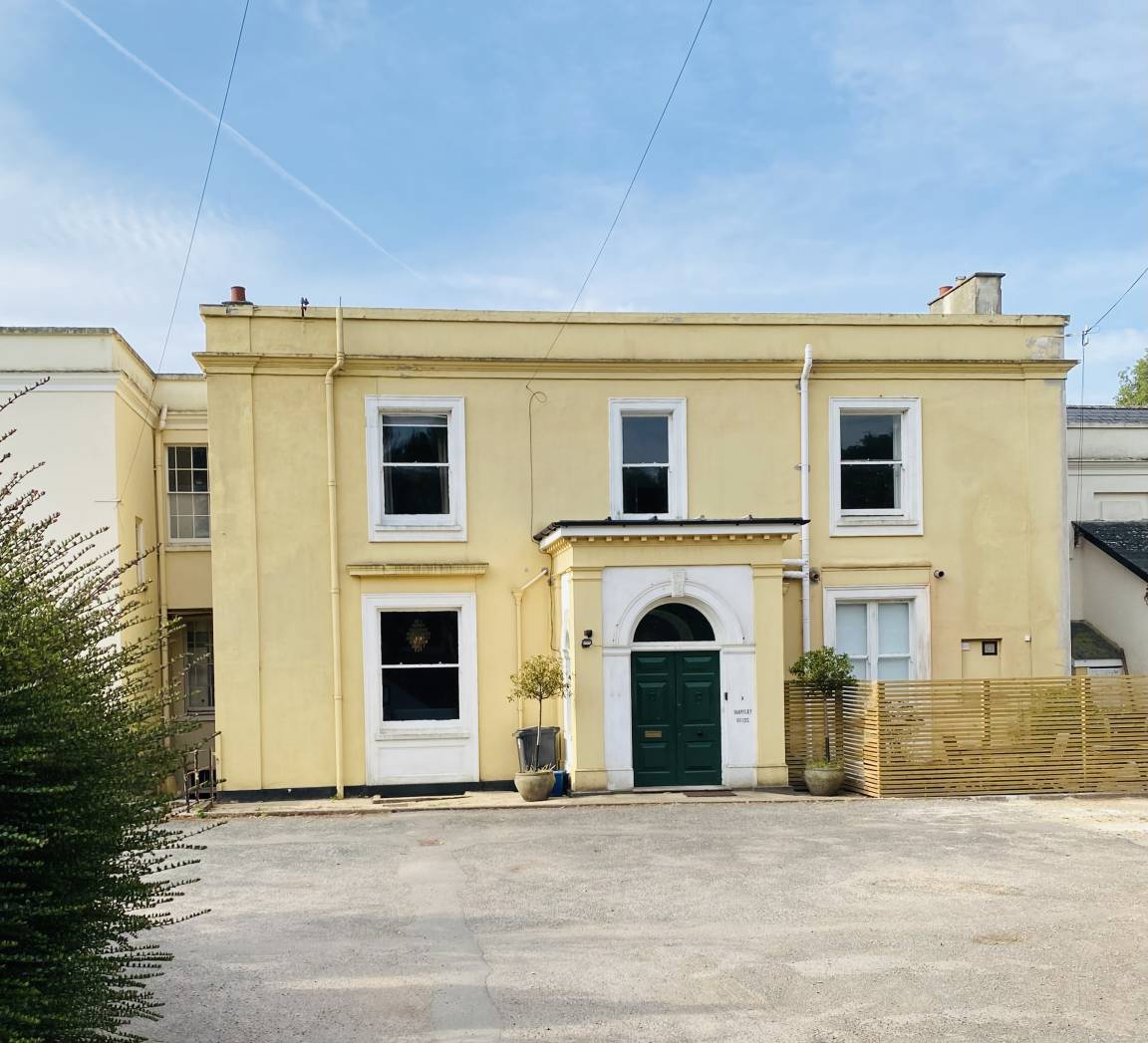 160 M² Cottage ∙ 5 Bedrooms ∙ 13 Guests - Teignmouth