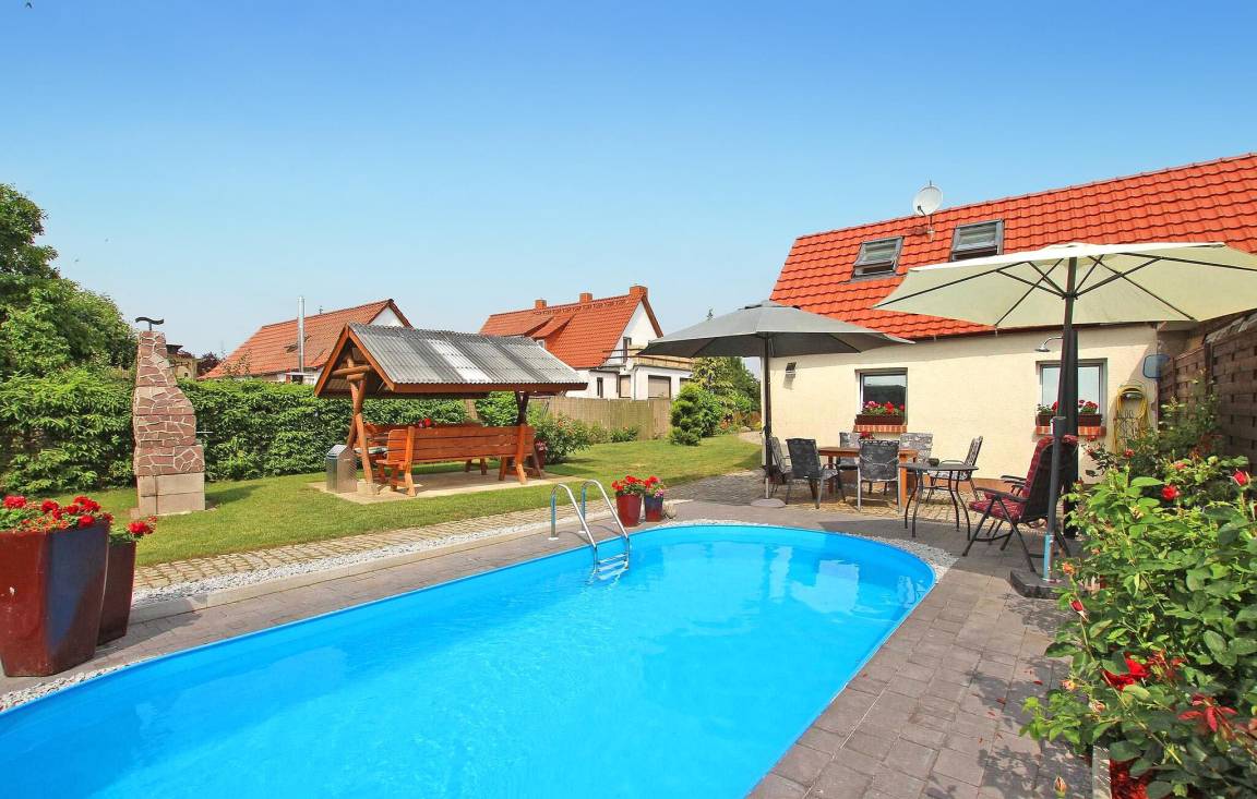 70 M² House ∙ 2 Bedrooms ∙ 4 Guests - Mecklenburgische Seenplatte