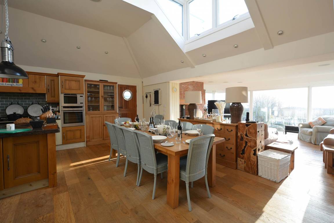 Cottage ∙ 4 Bedrooms ∙ 8 Guests - Abersoch