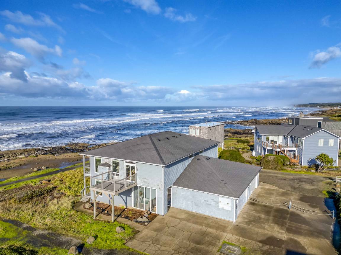 186 M² House ∙ 3 Bedrooms ∙ 8 Guests - Yachats, OR