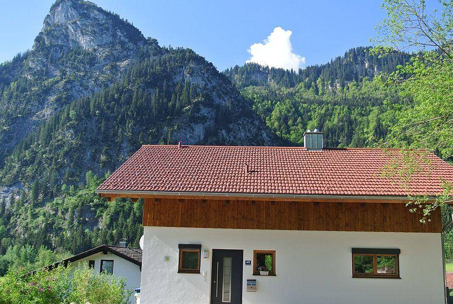 135 M² House ∙ 3 Bedrooms ∙ 6 Guests - Oberammergau