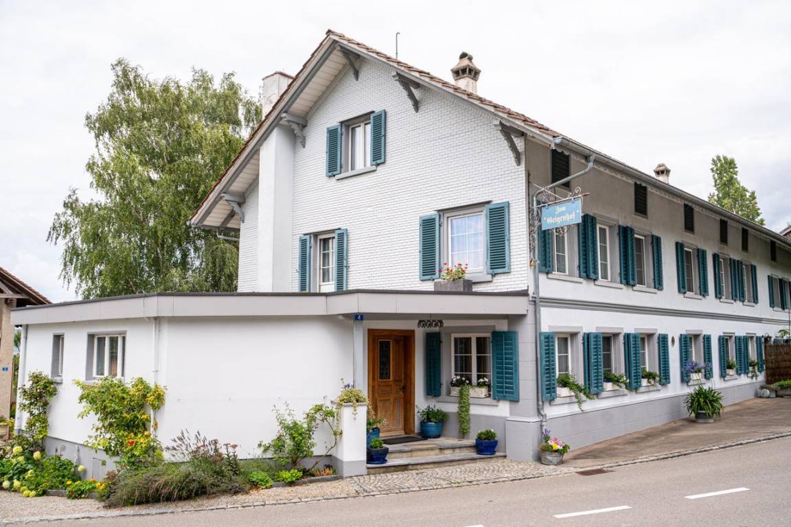 135 M² Ferienwohnung ∙ 3 Schlafzimmer ∙ 6 Gäste - Kanton Thurgau