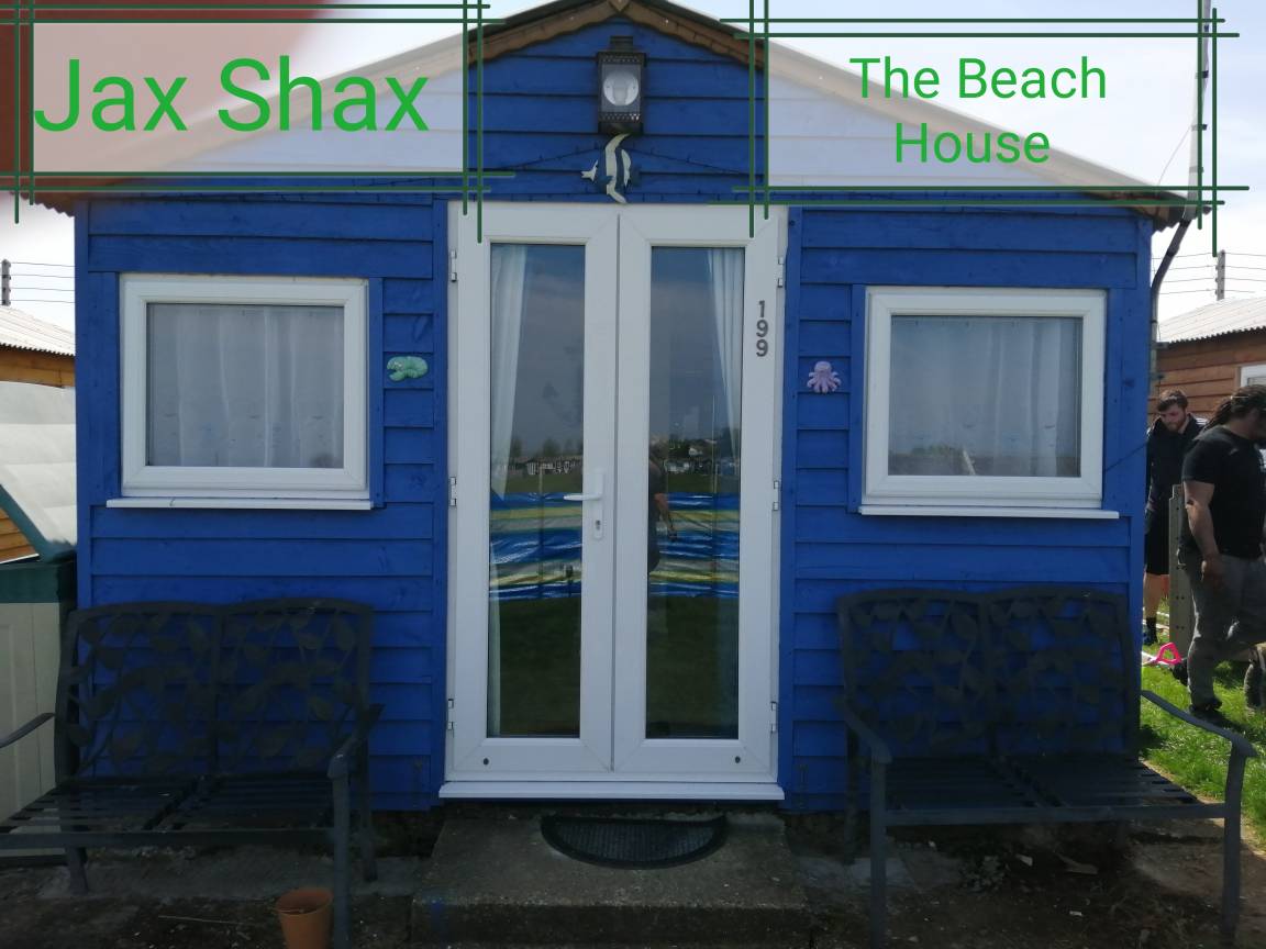 25 M² Chalet ∙ 2 Bedrooms ∙ 6 Guests - Isle of Sheppey
