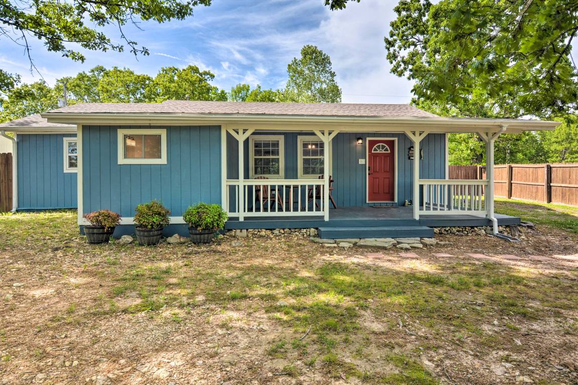 102 M² Cottage ∙ 2 Bedrooms ∙ 4 Guests - Table Rock Lake