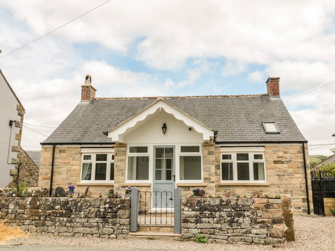 130 M² Cottage ∙ 3 Bedrooms ∙ 8 Guests - Northumberland