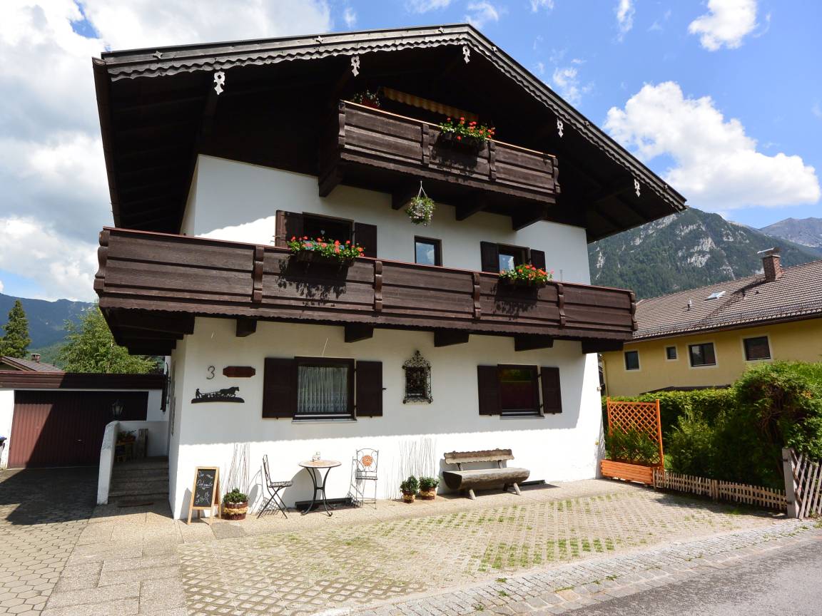 28 M² Apartment ∙ 1 Bedroom ∙ 3 Guests - Mittenwald