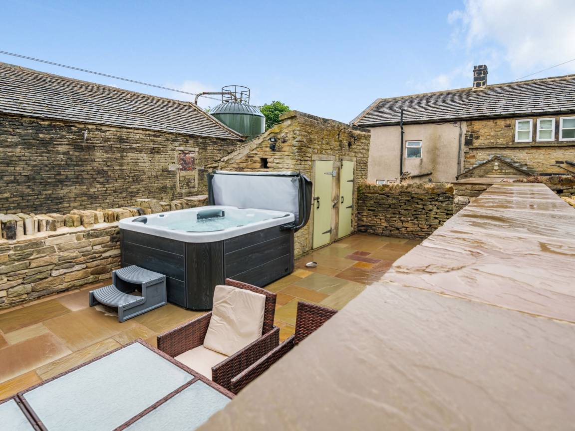130 M² Cottage ∙ 3 Bedrooms ∙ 6 Guests - Holmfirth