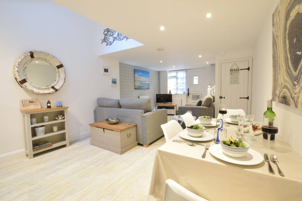 105 M² Cottage ∙ 2 Bedrooms ∙ 4 Guests - Southwold