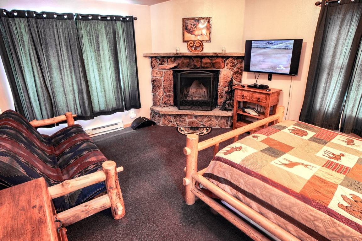 Cottage ∙ 1 Bedroom ∙ 4 Guests - Estes Park, CO