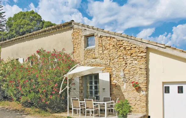 Beautiful Home In St-andré-d´olérargues With 2 Bedrooms And Internet - Goudargues
